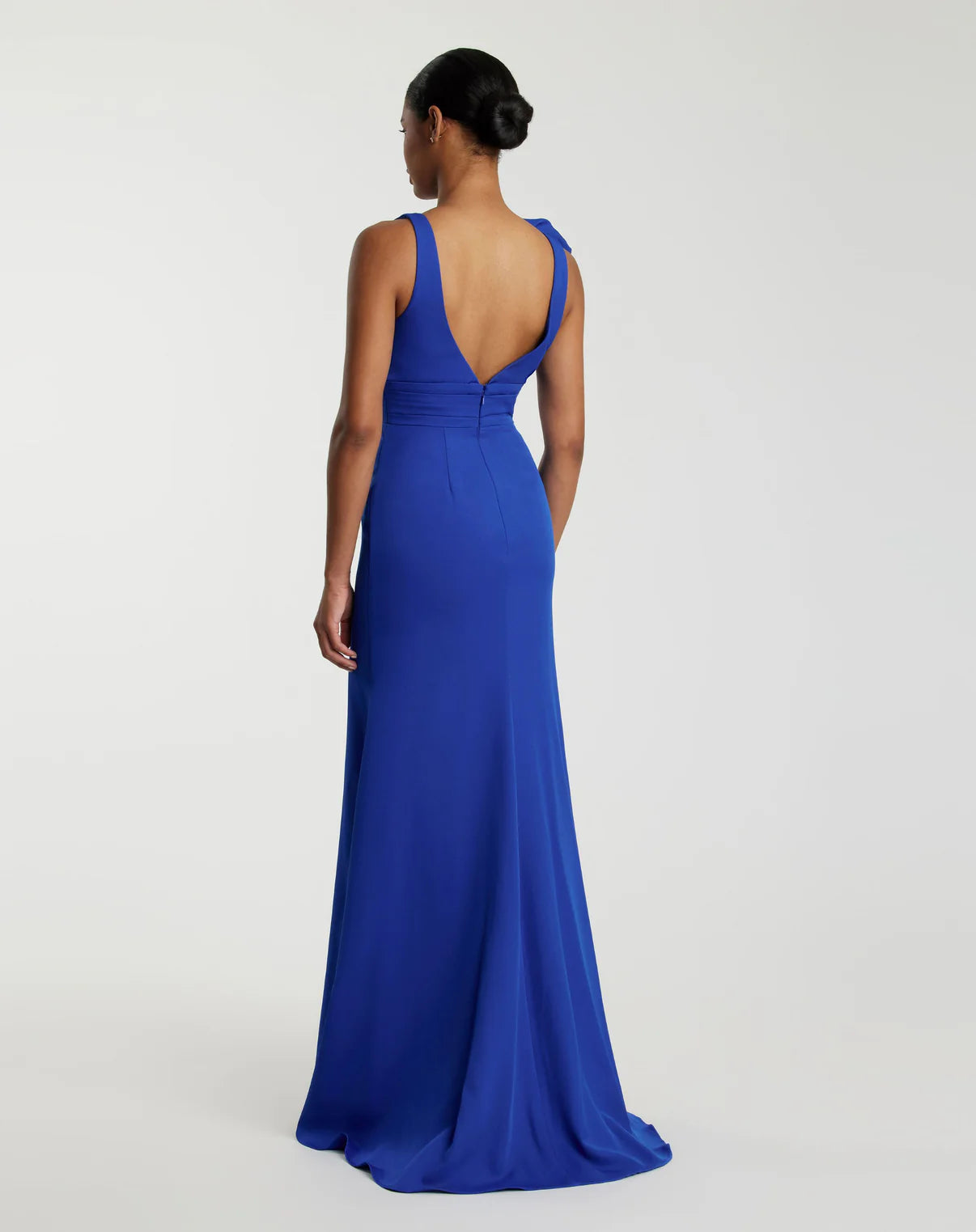 SEA INSPIRED GOWN WITH V-NECK AND BOW DETAIL Dark Blue