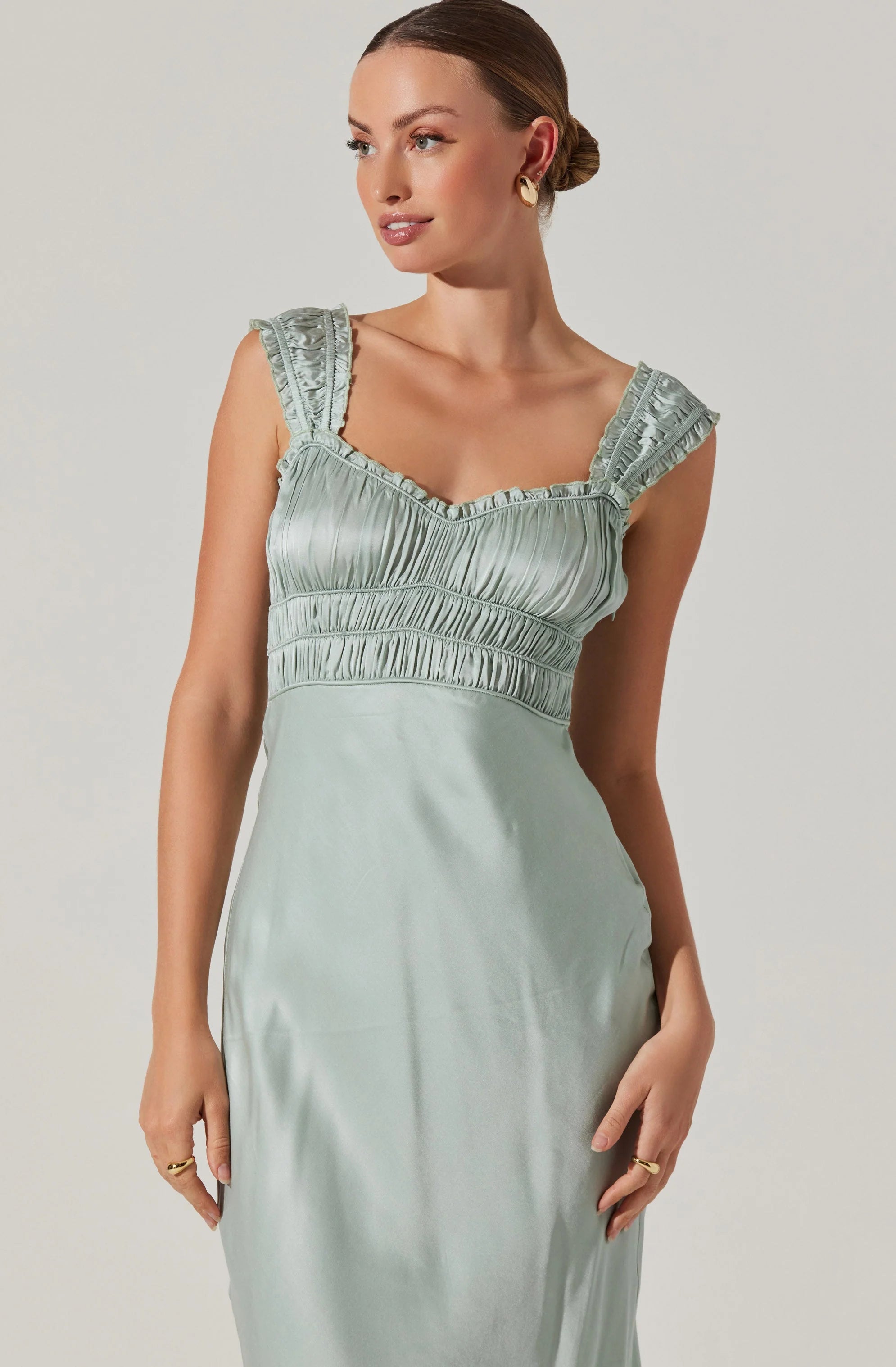 Zoé Satin Smocked Midi Dress MINT