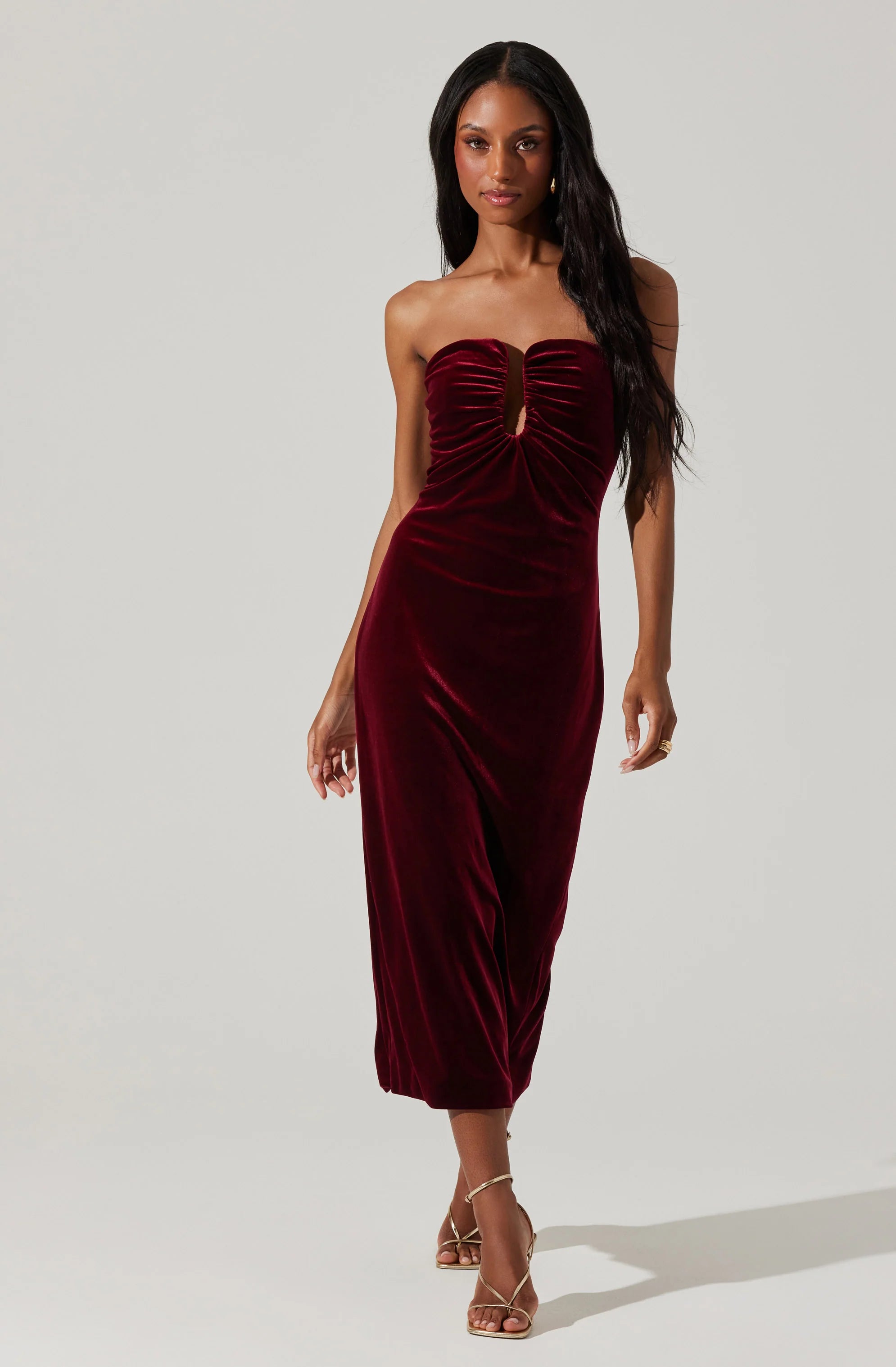 Adrienne Sweetheart Velvet Midi Dress WINE