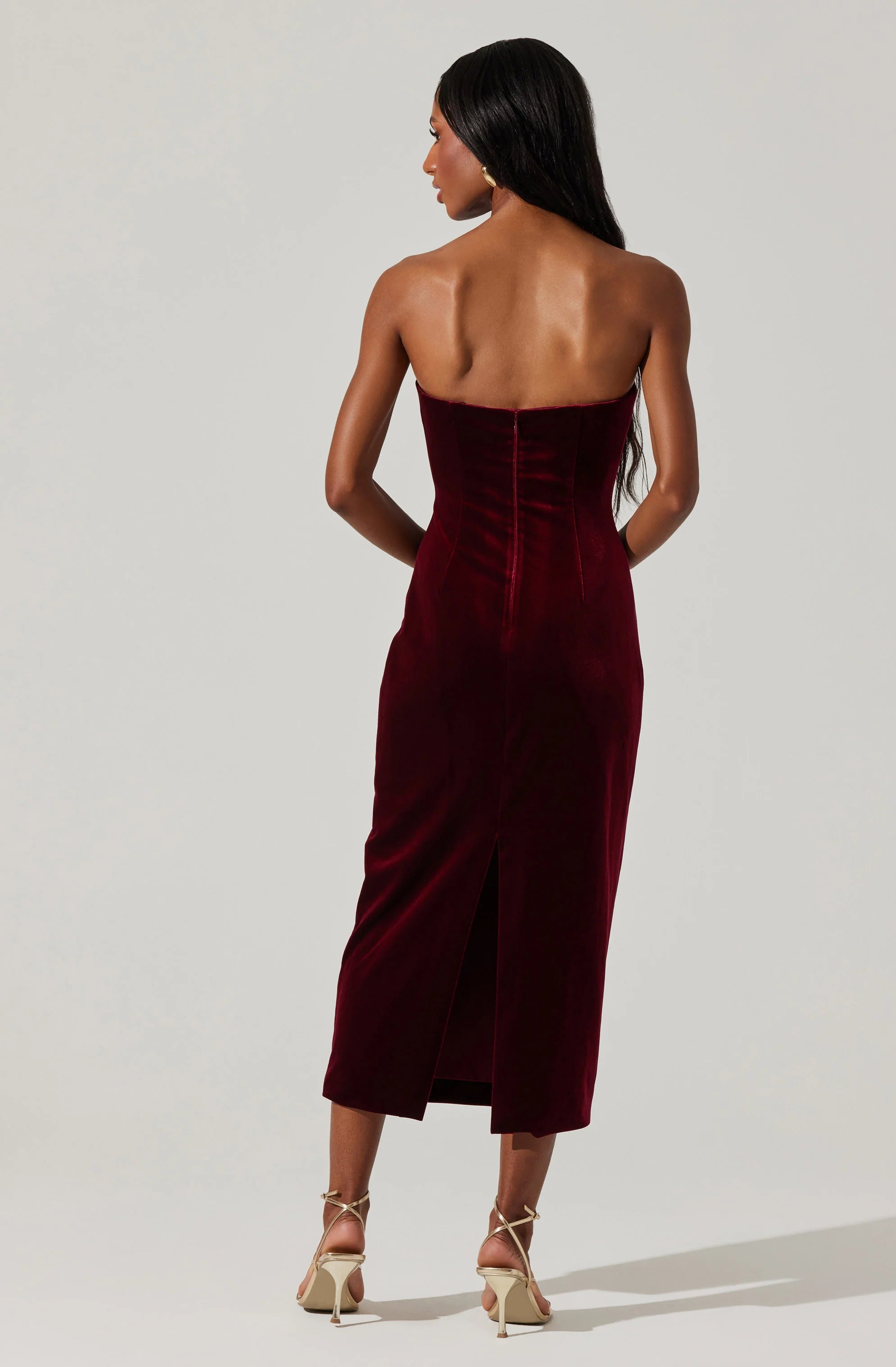 Adrienne Sweetheart Velvet Midi Dress WINE