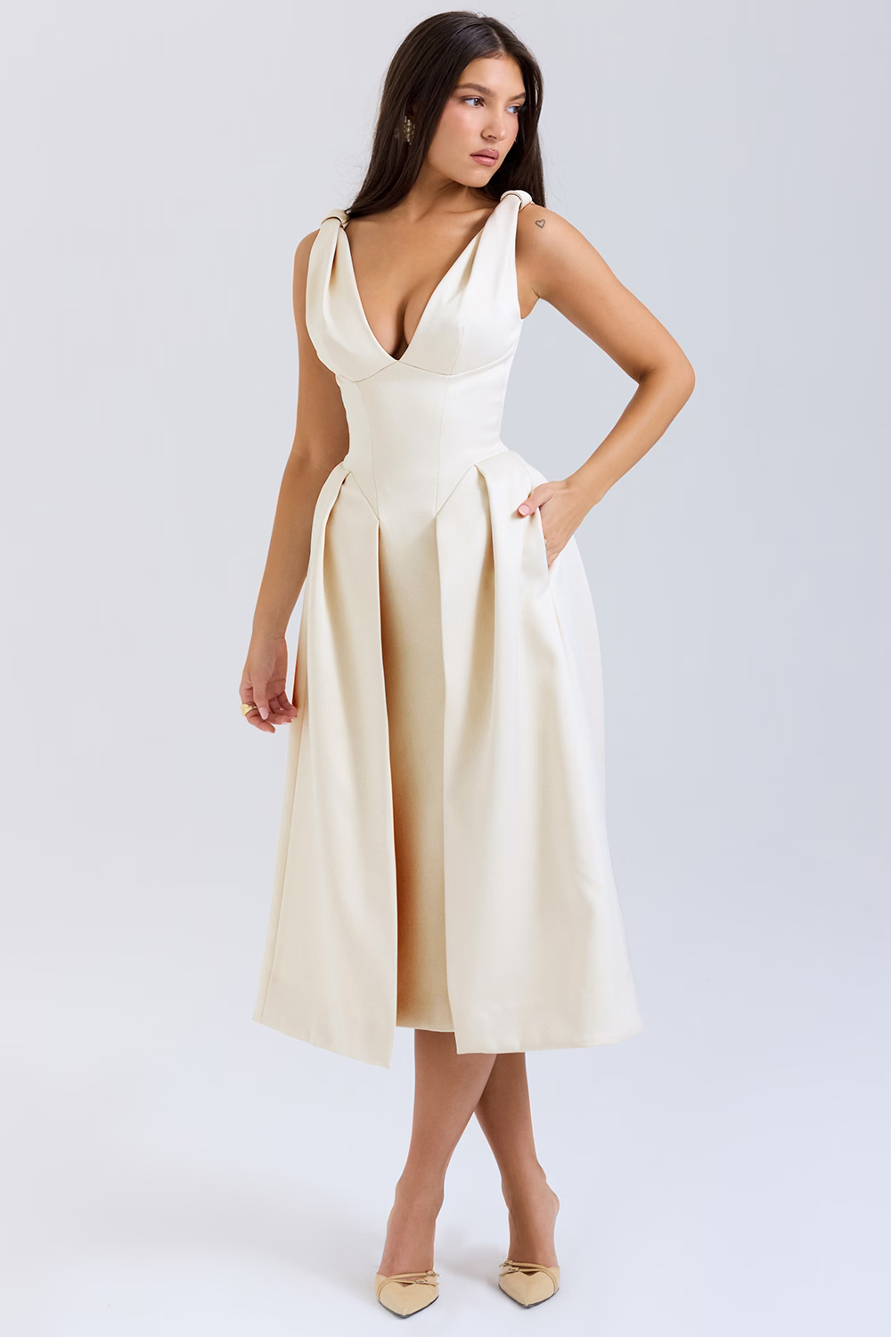 FABIENNE Vintage Cream Pleated Midi Dress